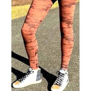 Pixie Lane Women's Matte Flex Super High Waist Long Legging Rust Black Stripes